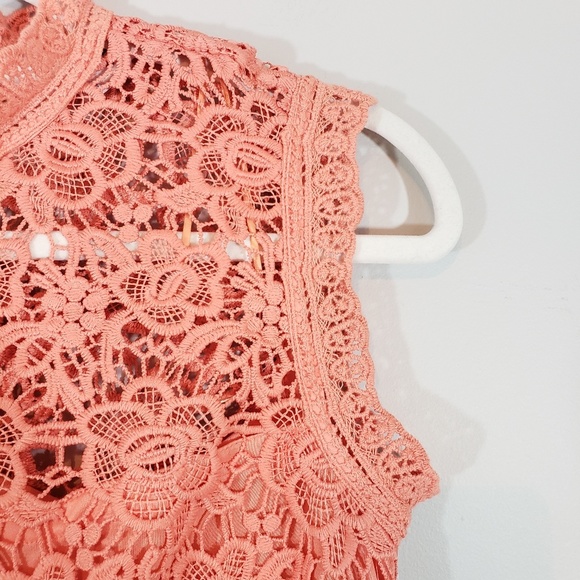 Anthro| Nanette Lepore Sleeveless Lace top - Picture 6 of 7